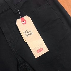 Black 535 Levi’s